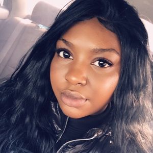 Meet your Posher, Eniyah